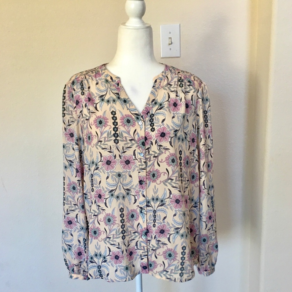 CUTE Lauren Conrad Button-Up Blouse SZ L-Neutral